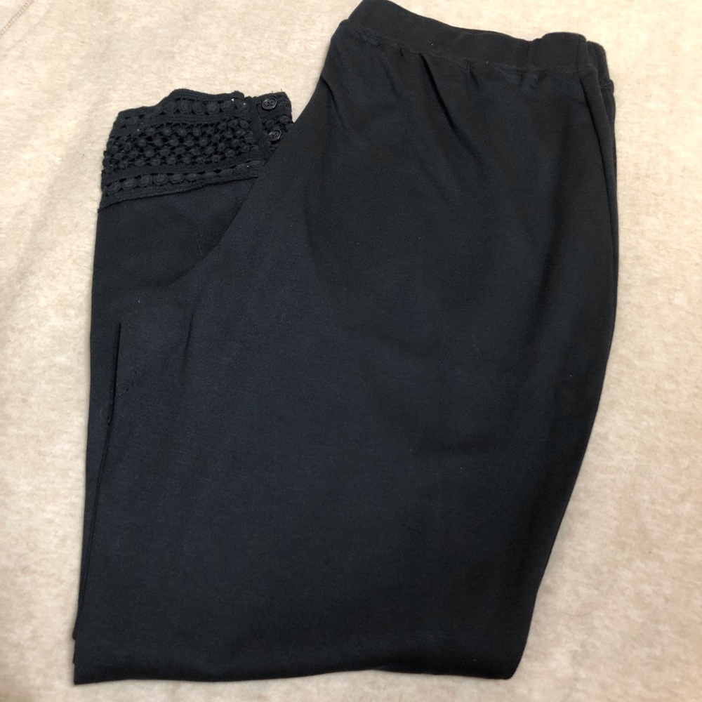 Lace hem leggings black